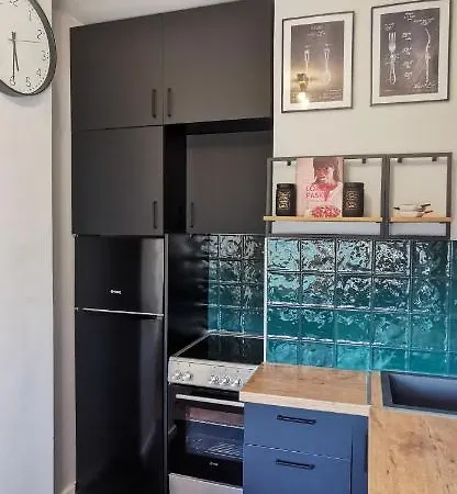 Apartment Patent 25 *